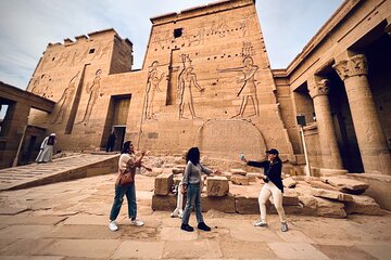 3-Nights Cruise From Aswan To Luxor & Abu Simbel Temples & Tours 