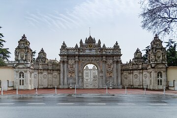 Full-Day Istanbul Private Tour with Dolmabahce Palace and Lunch