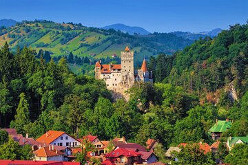 Dracula Castle, Peles Castle and Brasov Small Group Tour