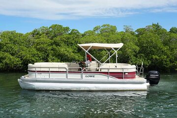 Key West: 22ft Premier Pontoon Rental 115 HorsePower 10 passengers