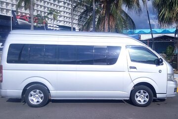 Ocho Rios Hotels Shared Shuttle from Montego Bay Airport: 1-Way or Round-Trip