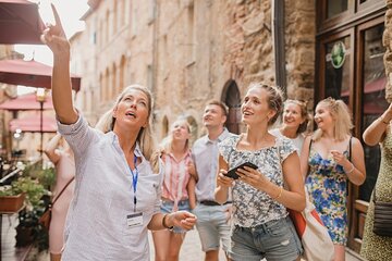 A Walking Tour of Santa Fe's Most Beautiful and Historic Sites