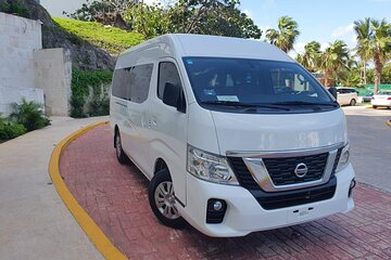 Cancun Round Trip Airport Shuttle Service