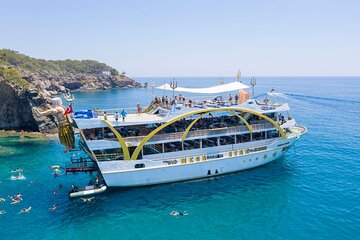 Full-day Boat Tour from Kemer with Lunch and Foam Party