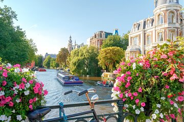 Magic Canals in Amsterdam Self-Guided Tour and Exploration Game