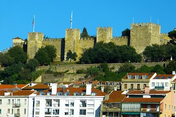 Alfama and the Castle of Saint George Skip the line Tour