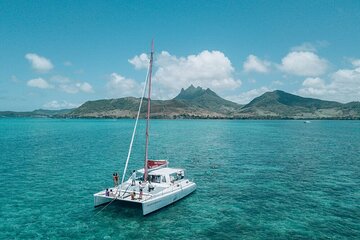 Full Day Ile aux Cerfs Catamaran Cruise with BBQ Lunch & Hotel Transfers