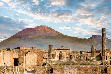 Pompeii and Herculaneum Daily Tour from Naples