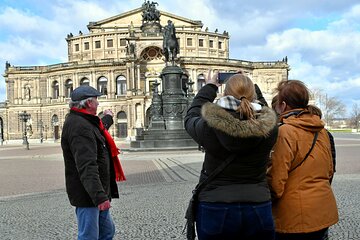 Classical Dresden Walking Tour with licensed Guide