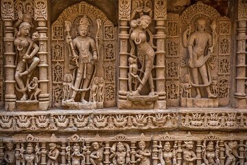 Stepwells of Gujarat: Adalaj and Rani ki Vav Private Tour