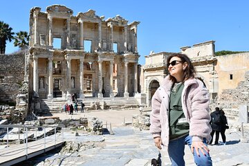 Ephesus and Pamukkale Tour from Istanbul by flight with hotel