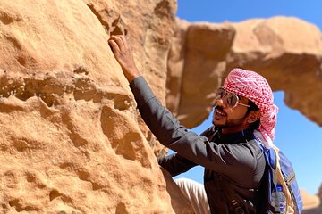 Wadi Rum Mountain Hike & Climb: Burdah, with a bridge at the top! + tour & Lunch