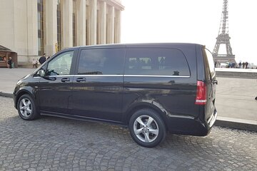 Private Chauffeur from Paris to Charles De Gaulle Airport