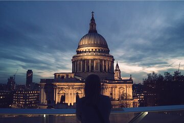 Haunted London: Ghost Hunt Self-Guided Walking Adventure