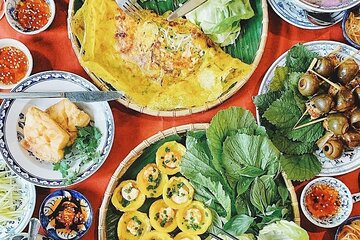 Food Tour in Hanoi- Vegan Food tour 