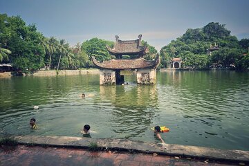 Duong Lam ancient village - Thay Pagoda - Van Phúc silk