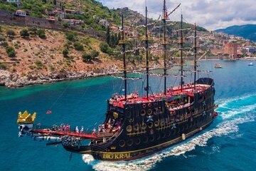 Full-Day Barbossa Big King Boat Tour in Alanya with Lunch