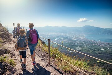 Full-Day Tour of Pompeii Ruins and Mount Vesuvius with Pick Up