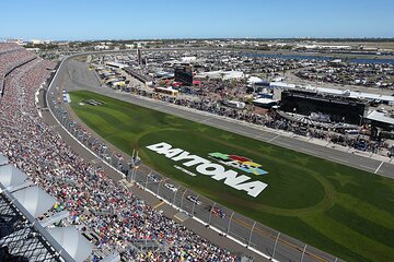 NASCAR Daytona 500 at Daytona International Speedway with Transportation