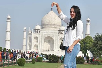 From Dehil Private Taj Mahal & Fort Day Trip With 5* Lunch
