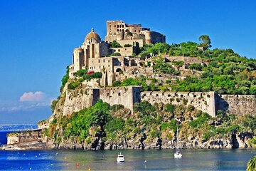 Full-Day Boat Tour to Ischia and Procida from Naples