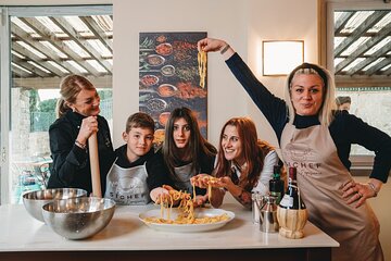 Fresh Pasta Making Class with Lunch or Dinner in Chianti