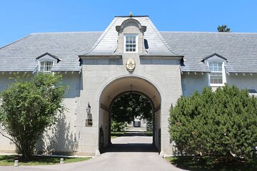 Rockcliffe Neighborhood Outdoor Escape Game in Ottawa