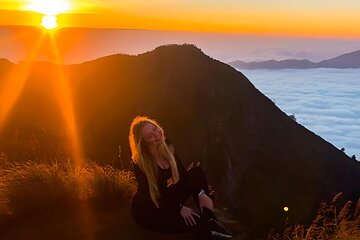 Private Mt Batur Sunrise Hike with Natural Hot Springs