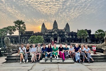 Angkor Wat Small Group Sunrise Tour With Breakfast included 