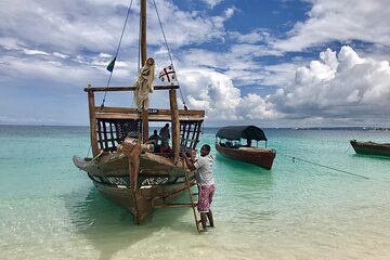 Sea Trip in Nakupenda Known as Disappearing Island