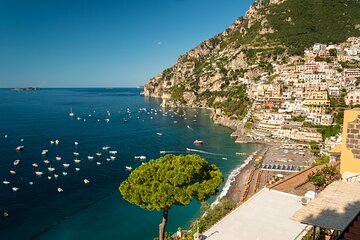 Full-Day Boat Tour in Sorrento and Amalfi Coast from Naples