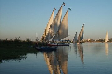 Cairo : 4-Days Nile Cruise, Aswan,Luxor with Sleeper Train round trip Abu Simble