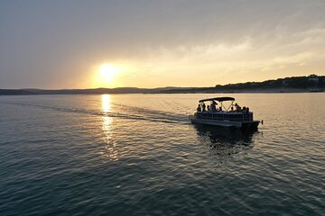 Small-Group Public BYOB Sunset Boat Tour on Lake Travis