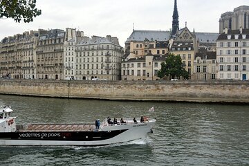 10-Hour Paris Tour with Seine Cruise and Lunch