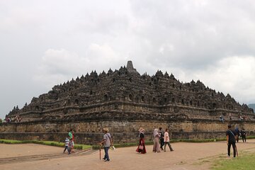 Borobudur Temple Tour