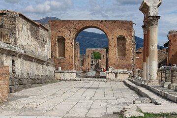 Private Pompeii, Sorrento and Positano Tour