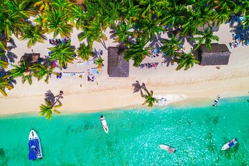 Saona Vip with three Beaches and Lunch