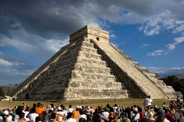 Isla Mujeres All Inclusive with Chichen Itza 