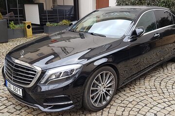 SALZBURG by luxury Mercedes 