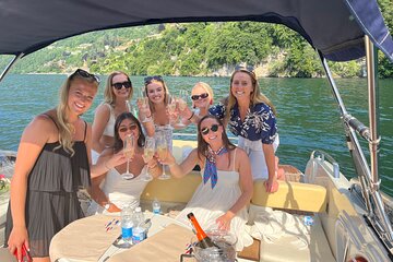 2-Hour Private Tour Sailing on Lake Como with Aperitif