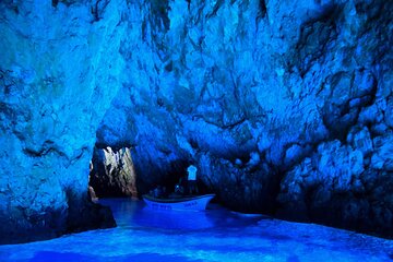 Private Speed Boat Tour to Blue Cave & Pakleni islands