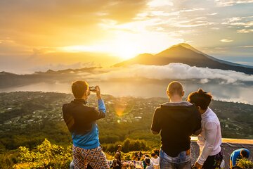 Private Mount Batur Sunrise Hike - All Inclusive