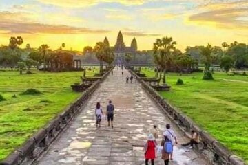 Personalised Angkor Wat Sunrise by TukTuk