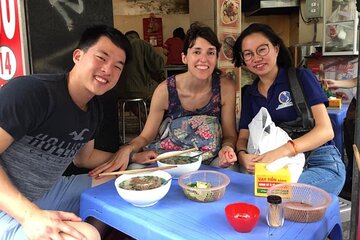 Hanoi street food tour (Private tour)