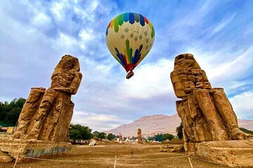 Private 2 Days overnight Tour to Luxor from Hurghada including Hot-Air Balloon 