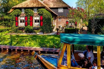 Unique Dutch villages Tour incl Boat & Hotel pick up