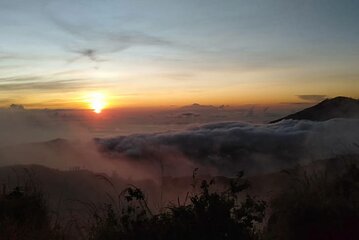 Mount Batur Sunrise Sharing Hike With Breakfast 