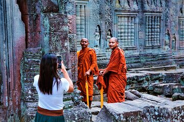 Angkor Wat, Ta Promh, Banteay Srei, Bayon temples Private Tour