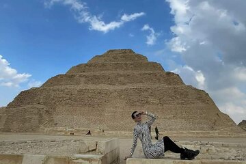 8-Hour Private Tour of Giza Pyramids, Memphis, Sakkara and Dahshur with Lunch