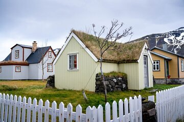 1-Hour Siglufjörður Stroll